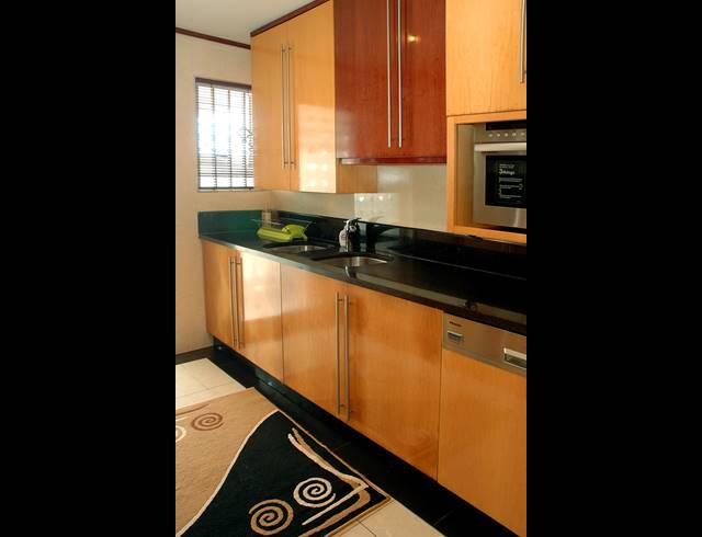5 BEDROOM HOUSE FOR SALE IN OSLO BEACH
